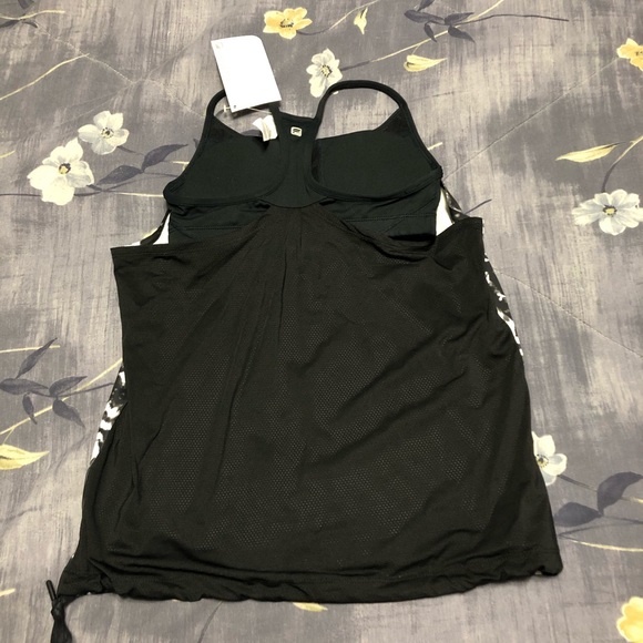 Fabletics Tank top. New! - Picture 2 of 5